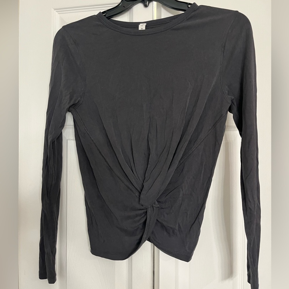 Lululemon Size 12 Long Sleeve Top